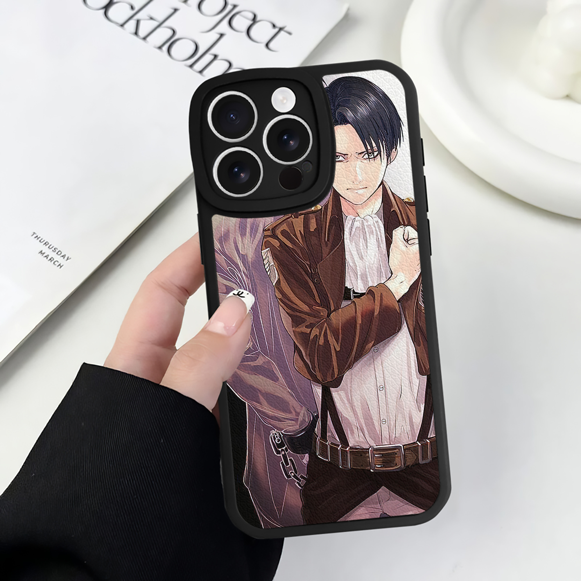 （画像用） 進撃の巨人 Attack on Titan 【iPhone 16シリーズ対応】シリコンスマホケース（レザー調） 材質：シリコン